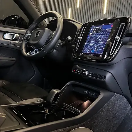Volvo XC40 Recharge - Imagem 11