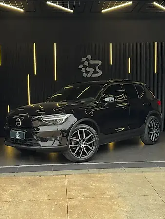 Volvo XC40 Recharge - Imagem 1
