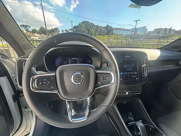 Volvo C40 Recharge - Imagem 6