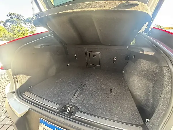 Volvo C40 Recharge - Imagem 8