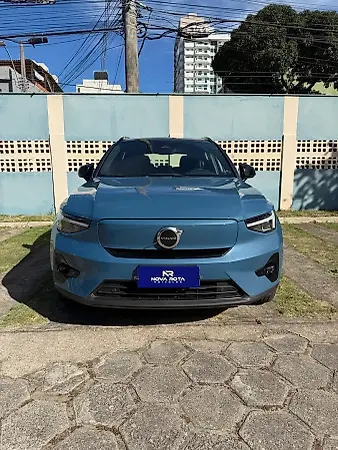 Volvo XC40 Recharge - Imagem 2