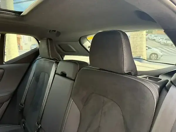 Volvo XC40 Recharge - Imagem 13