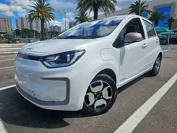 JAC E-JS1 - Imagem 1