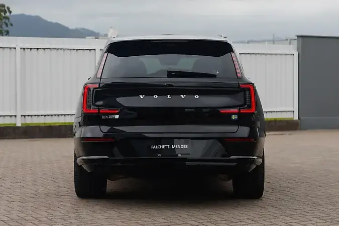 Volvo Ex90 - Imagem 4