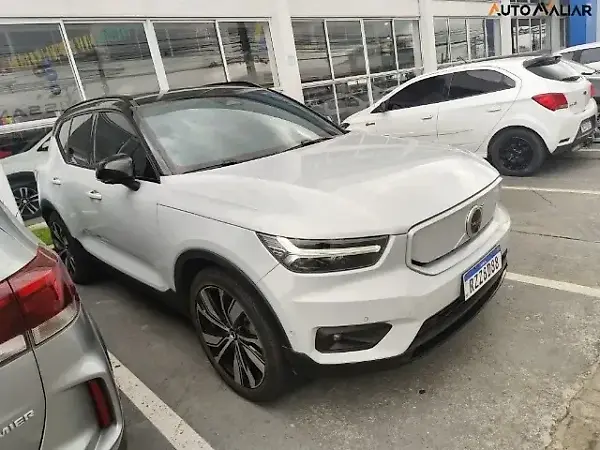 Volvo XC40 Recharge - Imagem 6