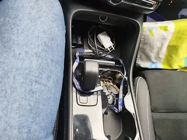 Volvo XC40 Recharge - Imagem 9