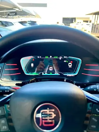 BYD Tang - Imagem 8