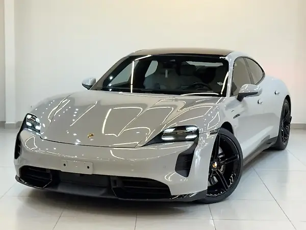Porsche Taycan - Imagem 2