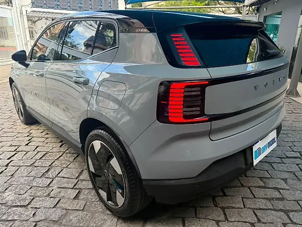 Volvo EX30 - Imagem 3