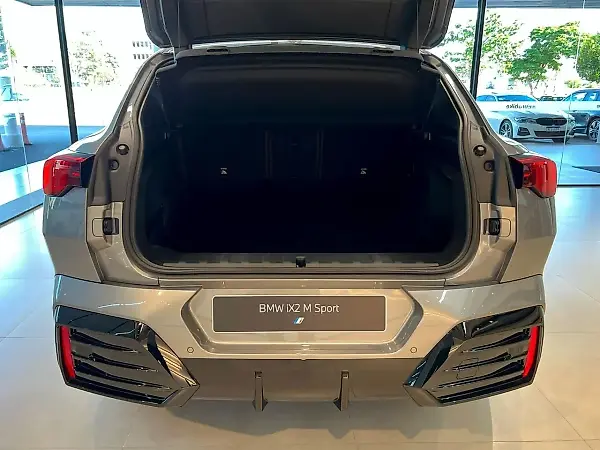 BMW IX2 - Imagem 4