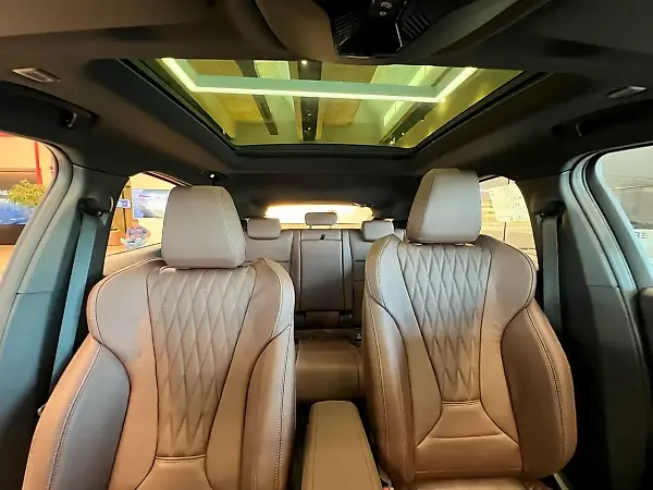 BMW IX2 - Imagem 13