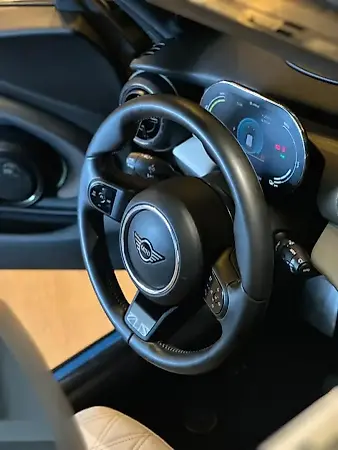 Mini Cooper SE - Imagem 12