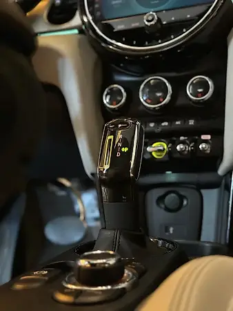 Mini Cooper SE - Imagem 10