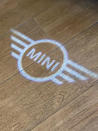 Mini Cooper SE - Imagem 17