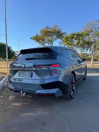 BMW Ix - Imagem 14