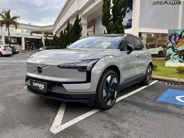 Volvo EX30 - Imagem 1