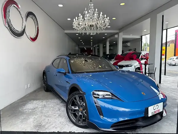 Porsche Taycan - Imagem 1