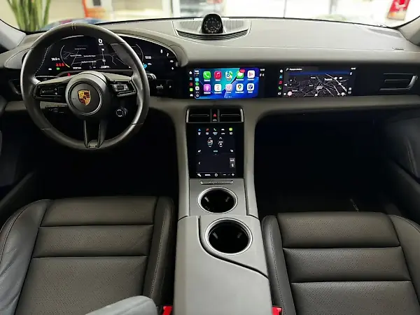 Porsche Taycan - Imagem 5