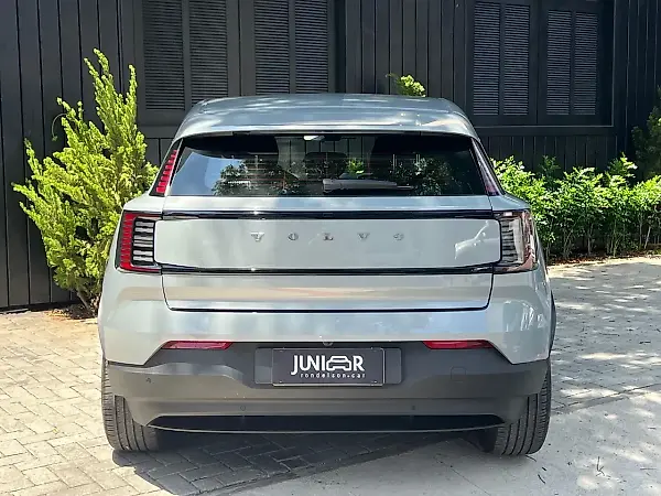 Volvo EX30 - Imagem 12