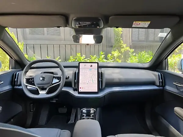 Volvo EX30 - Imagem 15