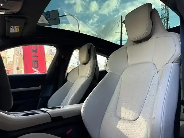 Porsche Taycan - Imagem 19