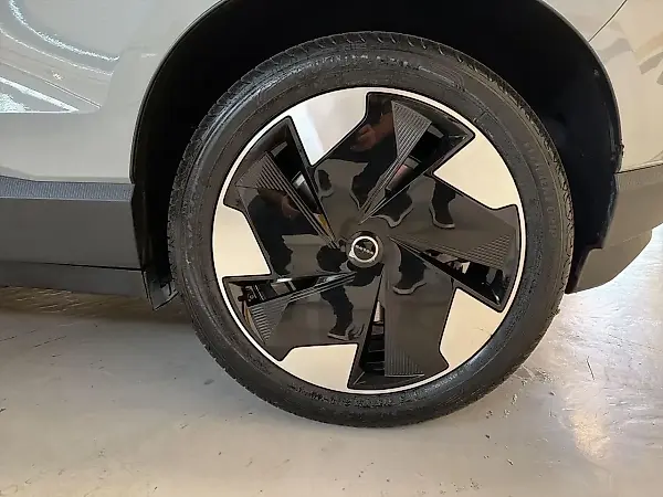 Volvo EX30 - Imagem 10
