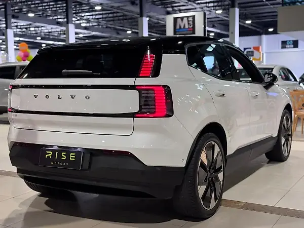 Volvo EX30 - Imagem 10