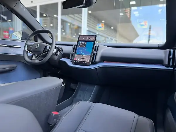 Volvo EX30 - Imagem 19