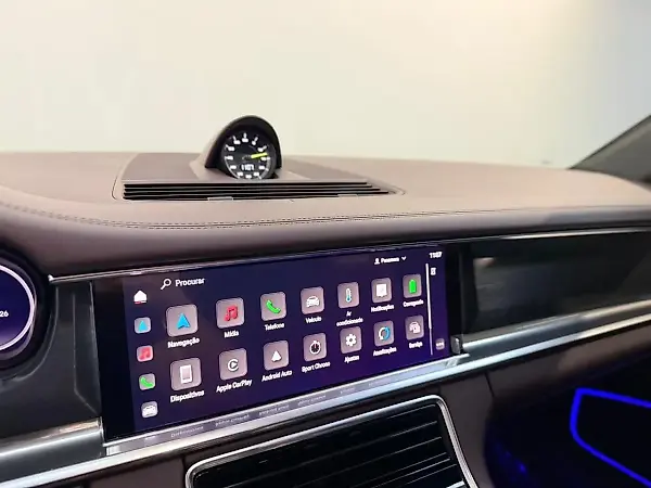 Porsche Panamera 4 E-hybrid - Imagem 10