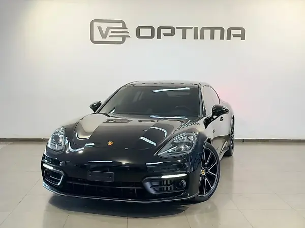 Porsche Panamera 4 E-hybrid - Imagem 1