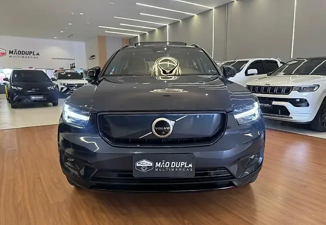 Volvo XC40 - Imagem 2