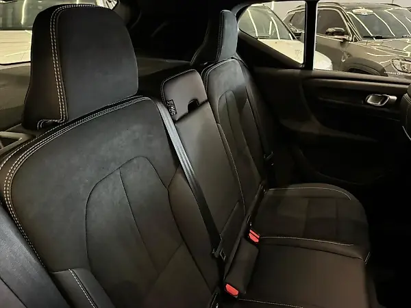 Volvo XC40 - Imagem 11