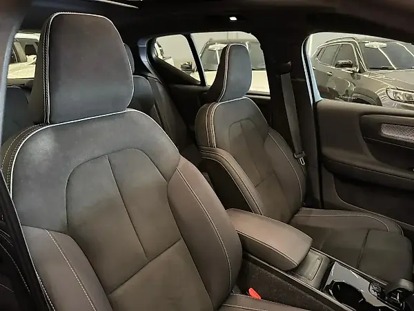 Volvo XC40 - Imagem 10