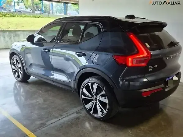 Volvo XC40 Recharge - Imagem 1