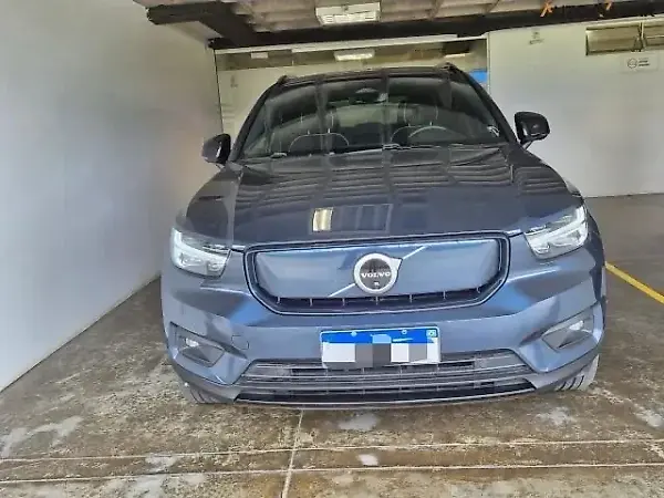 Volvo XC40 Recharge - Imagem 4
