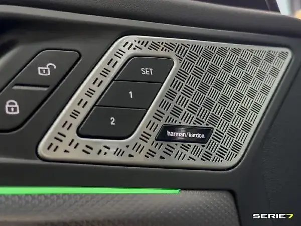 BMW IX1 - Imagem 14