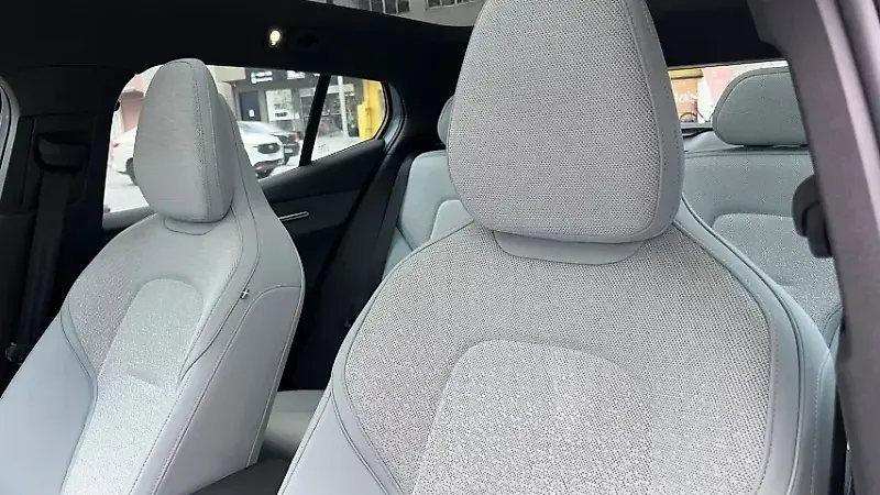 Volvo EX30 - Imagem 11