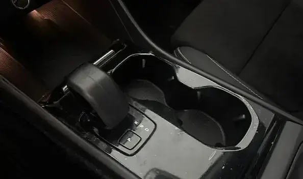 Volvo XC40 Recharge - Imagem 10