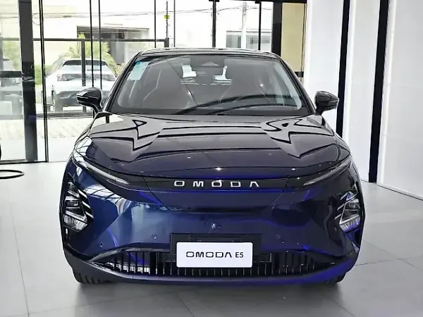 Omoda E5 - Imagem 1