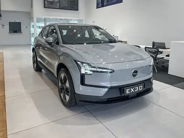 Volvo EX30 - Imagem 1