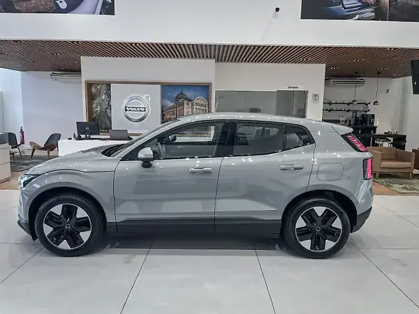 Volvo EX30 - Imagem 3
