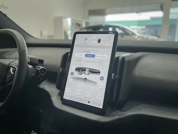 Volvo EX30 - Imagem 4