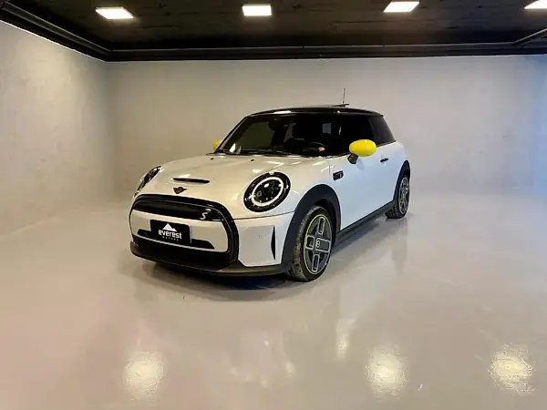 Mini Cooper SE - Imagem 1