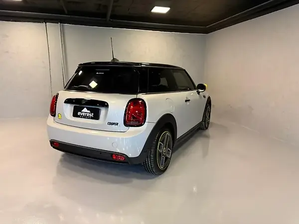 Mini Cooper SE - Imagem 4