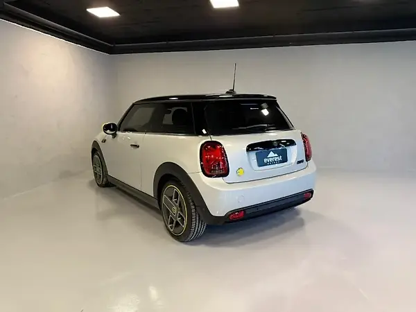 Mini Cooper SE - Imagem 6