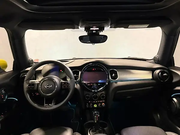 Mini Cooper SE - Imagem 17