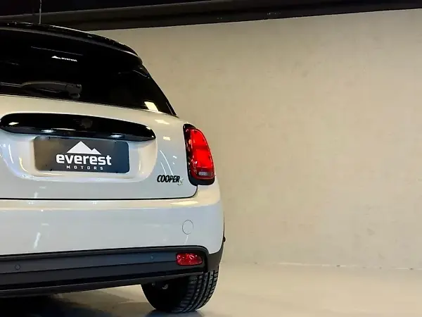 Mini Cooper SE - Imagem 19