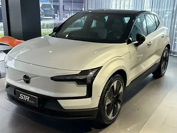 Volvo EX30 - Imagem 2
