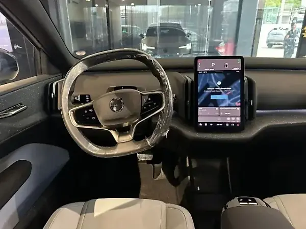 Volvo EX30 - Imagem 5