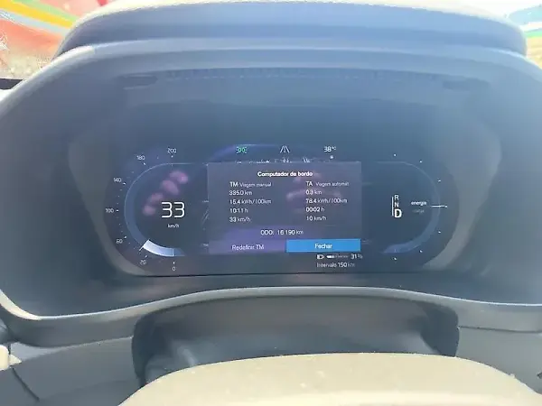 Volvo C40 Recharge - Imagem 11